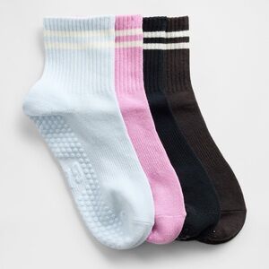 *NWT* GAP 4-Pack Women's Athletic Grip Socks